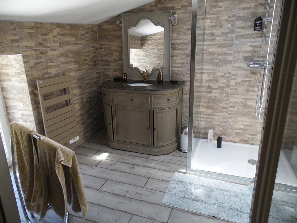 Gite Belfloret Renneville  ภายนอก รูปภาพ